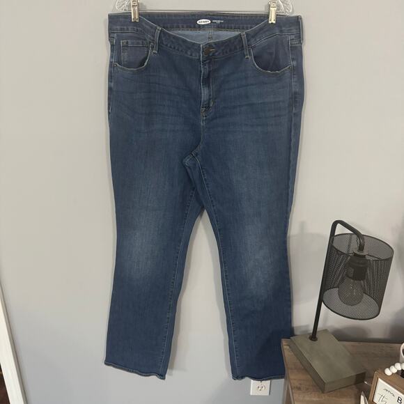 Old Navy Kicker Boot Cut Midrise Bootcut Jeans Women's Plus Size 18 W LONG Tall - Picture 1 of 6